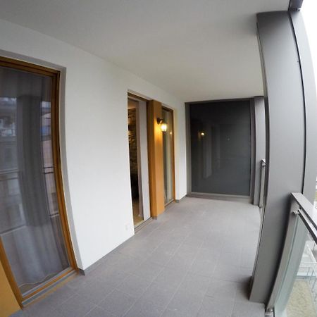 Apartament Obrzezna 3 Deluxe Warschau Buitenkant foto